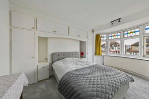 Bedroom- click for photo gallery